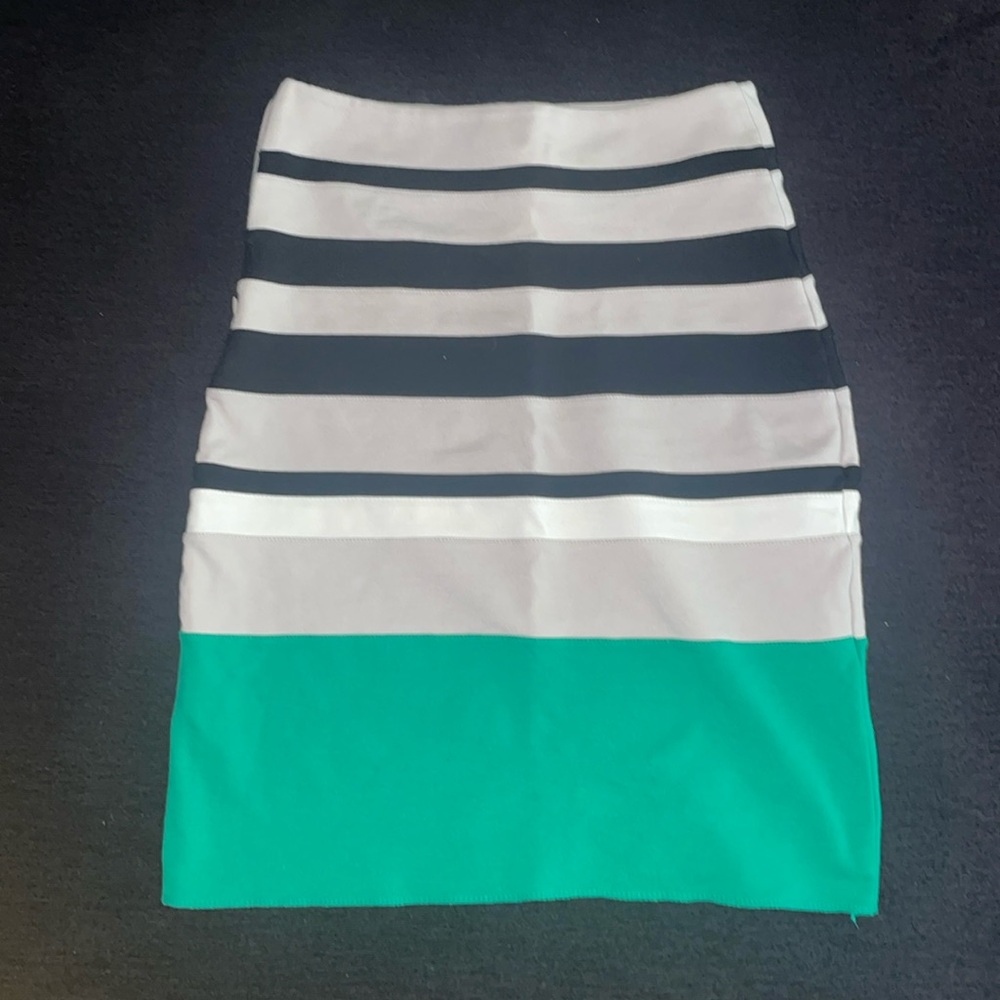 Striped express skirt